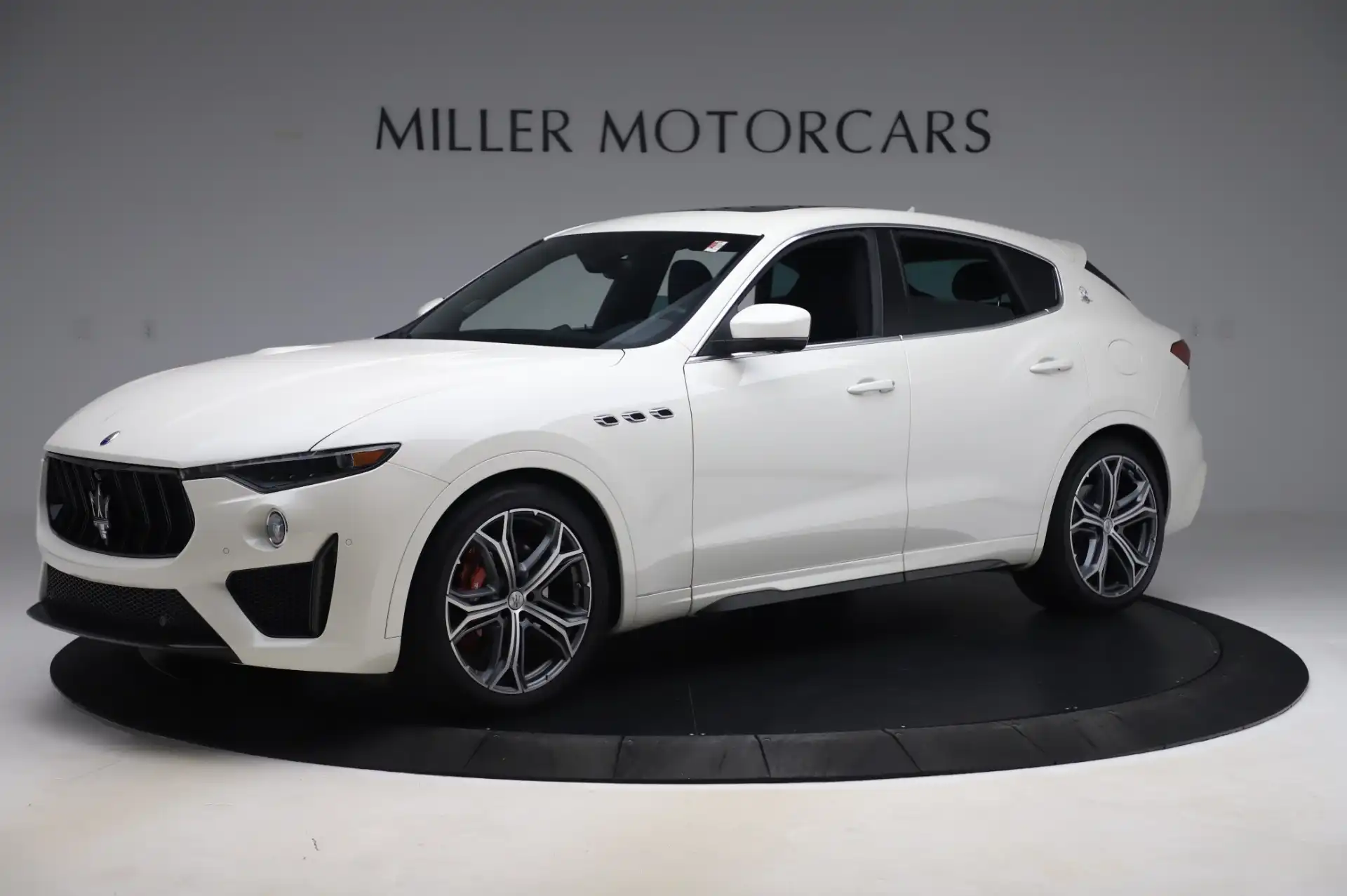 2019 Maserati Levante Trofeo's photo