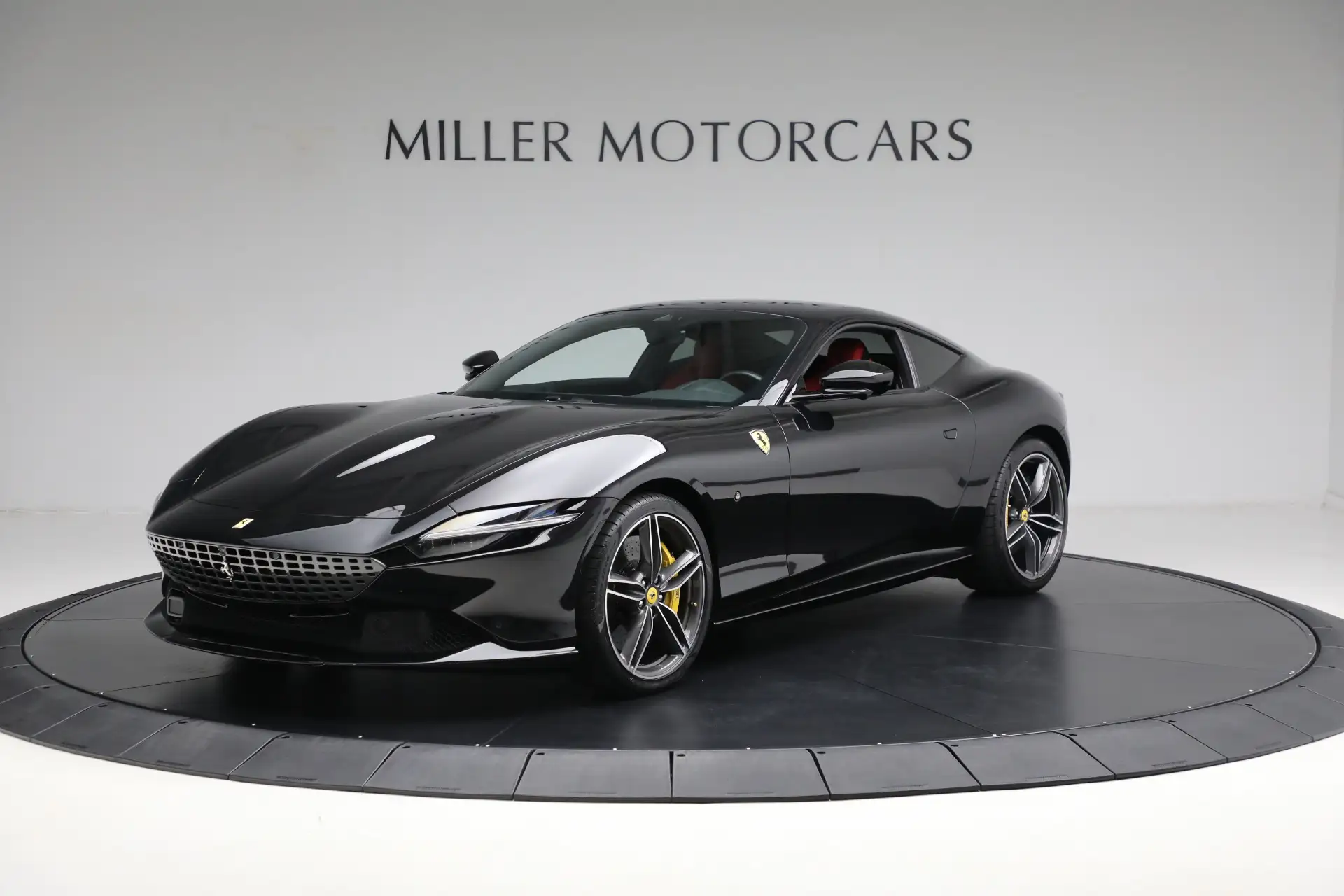 2022 Ferrari Roma Base's photo
