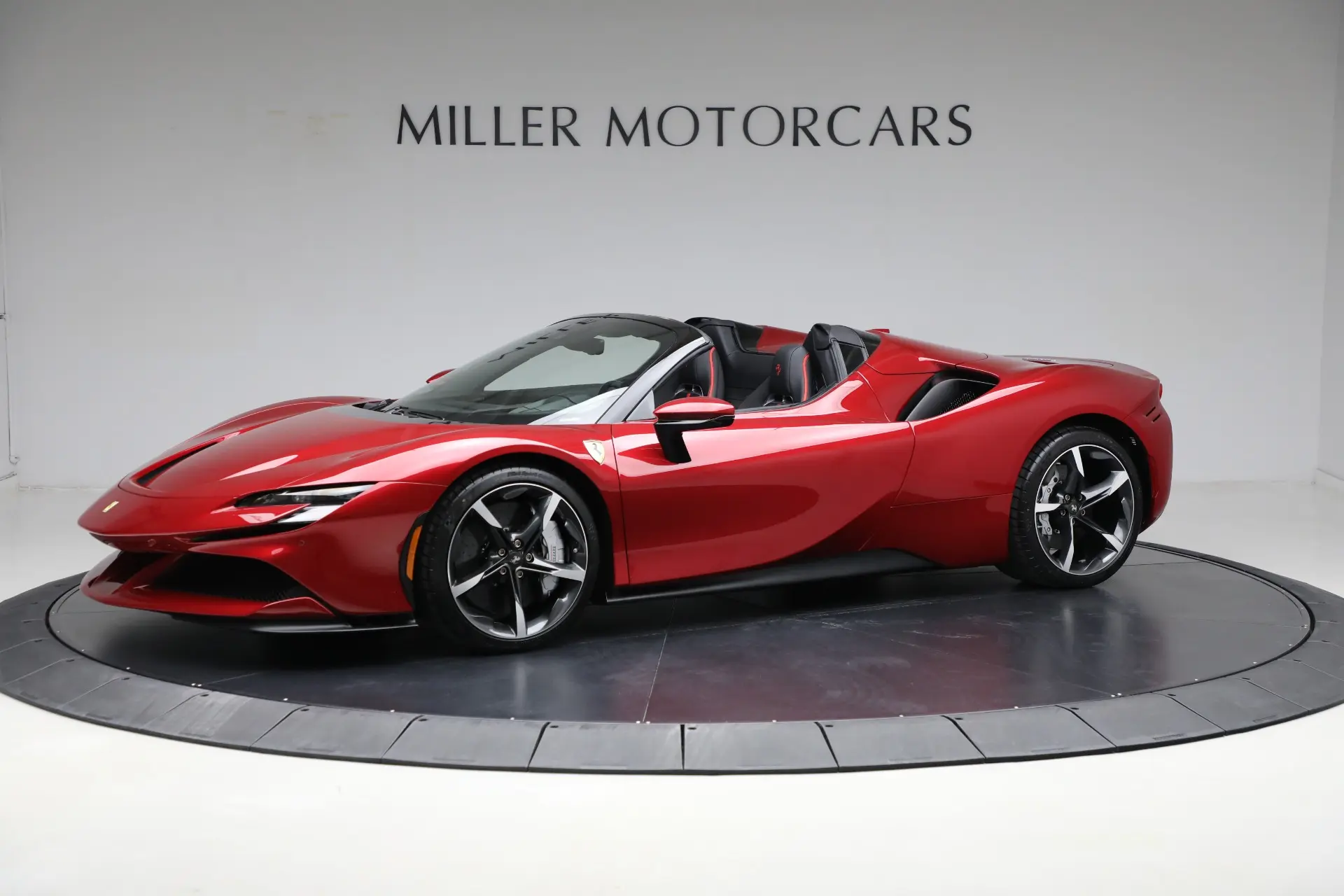 2024 Ferrari SF90 Spider photo 3