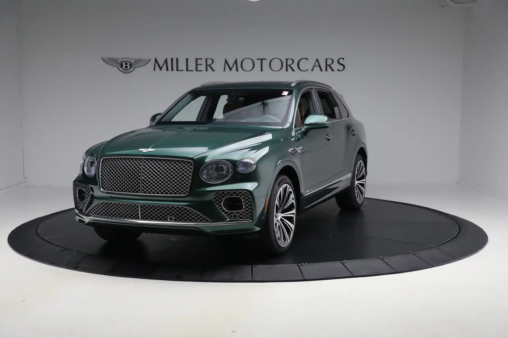 2021 Bentley Bentayga V8's photo