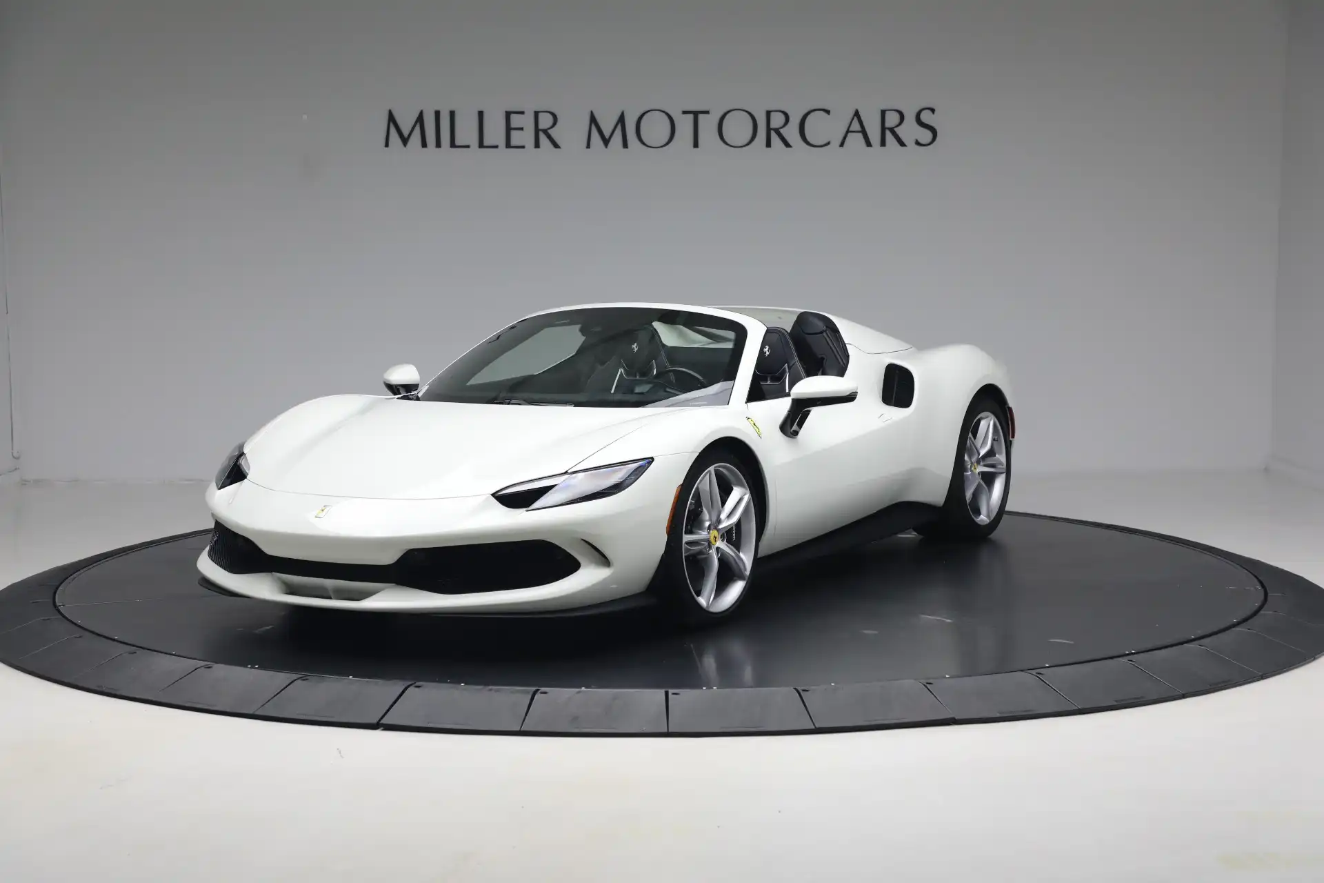 2025 Ferrari 296 GTS's photo