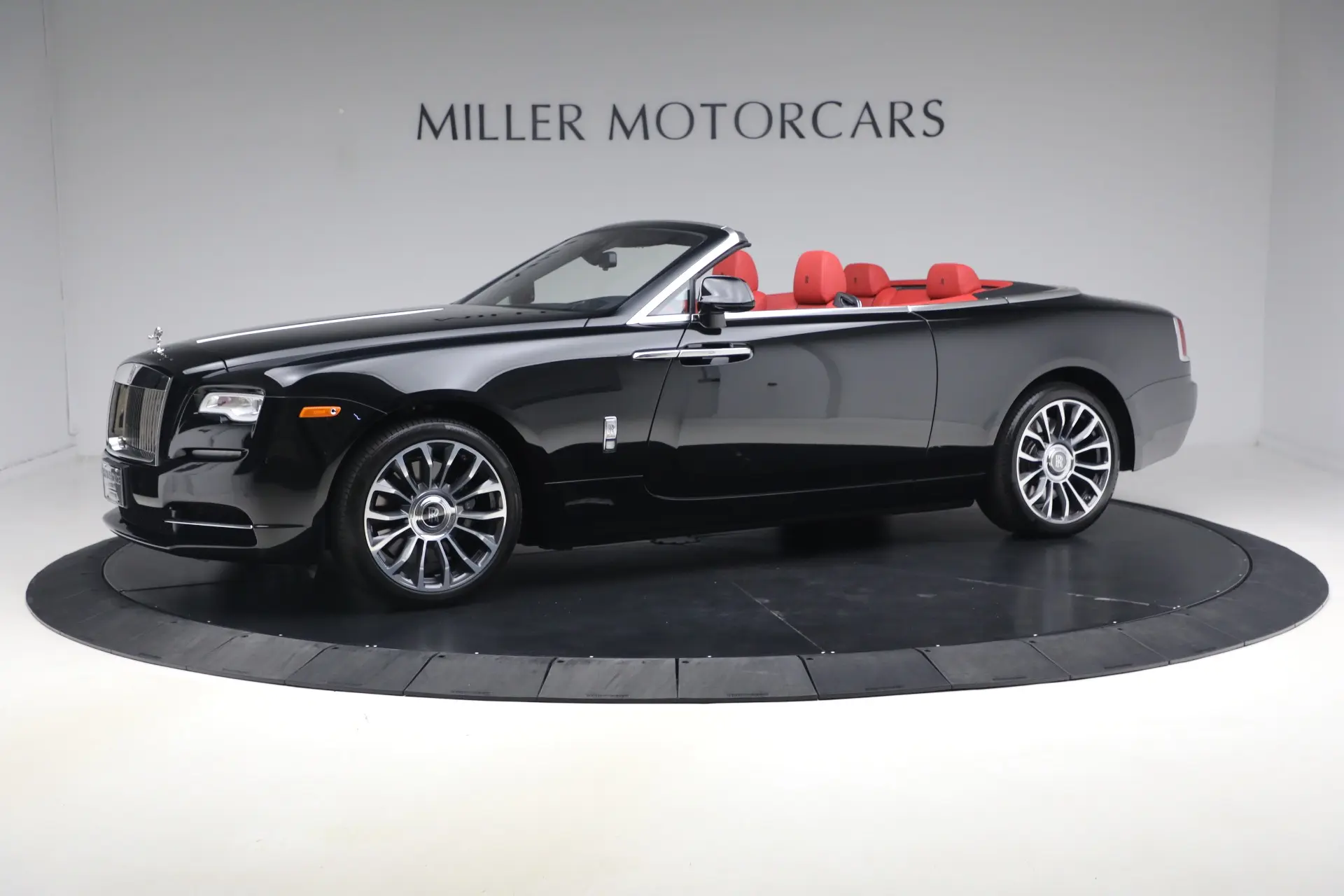 2020 Rolls-Royce Dawn Base photo 5