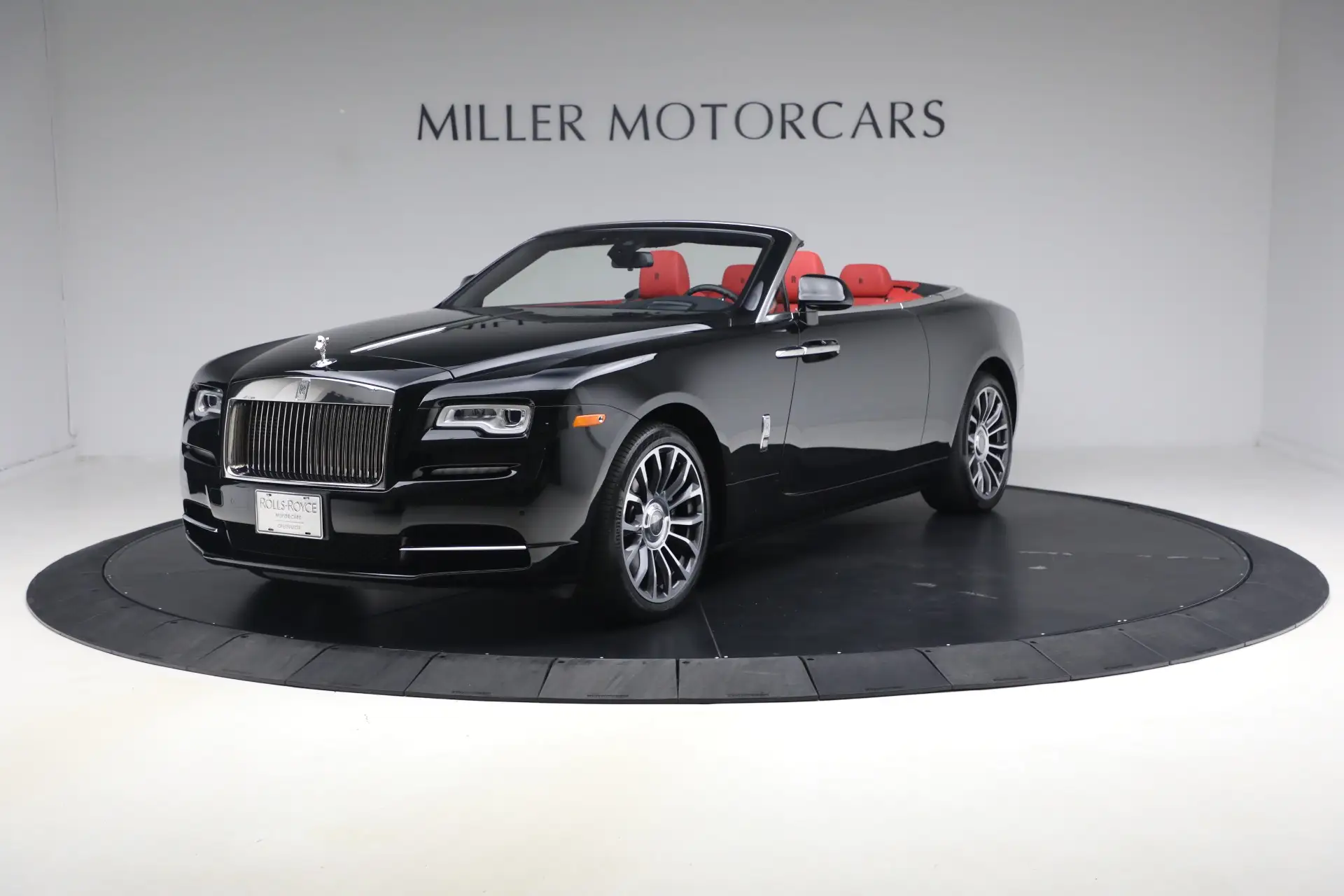 2020 Rolls-Royce Dawn Base photo 1