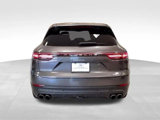 2019 Porsche Cayenne S photo 4