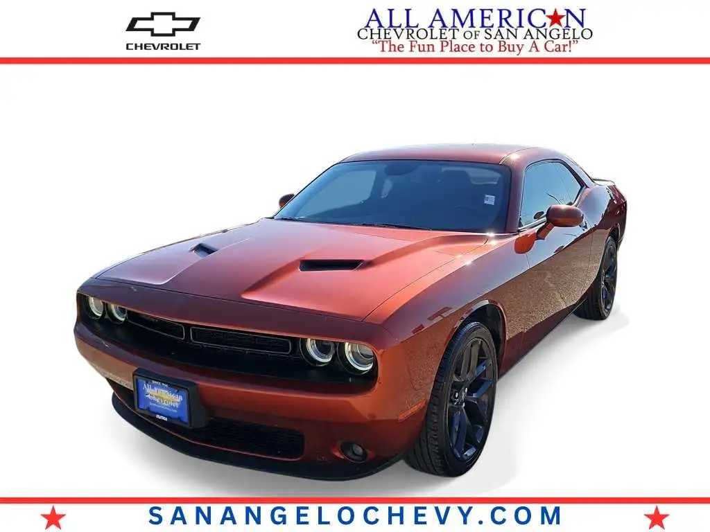 2020 Dodge Challenger SXT Auto's photo