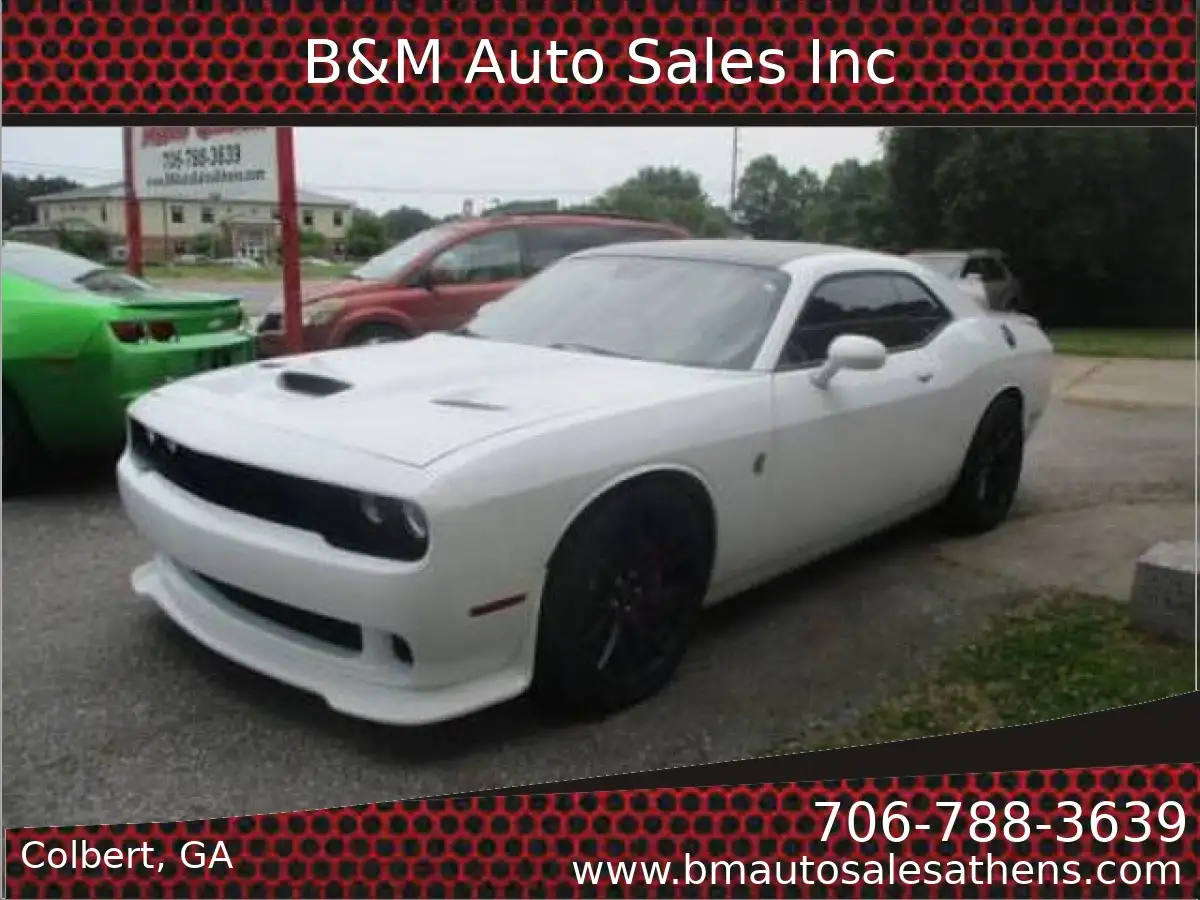 2016 Dodge Challenger SRT Hellcat's photo