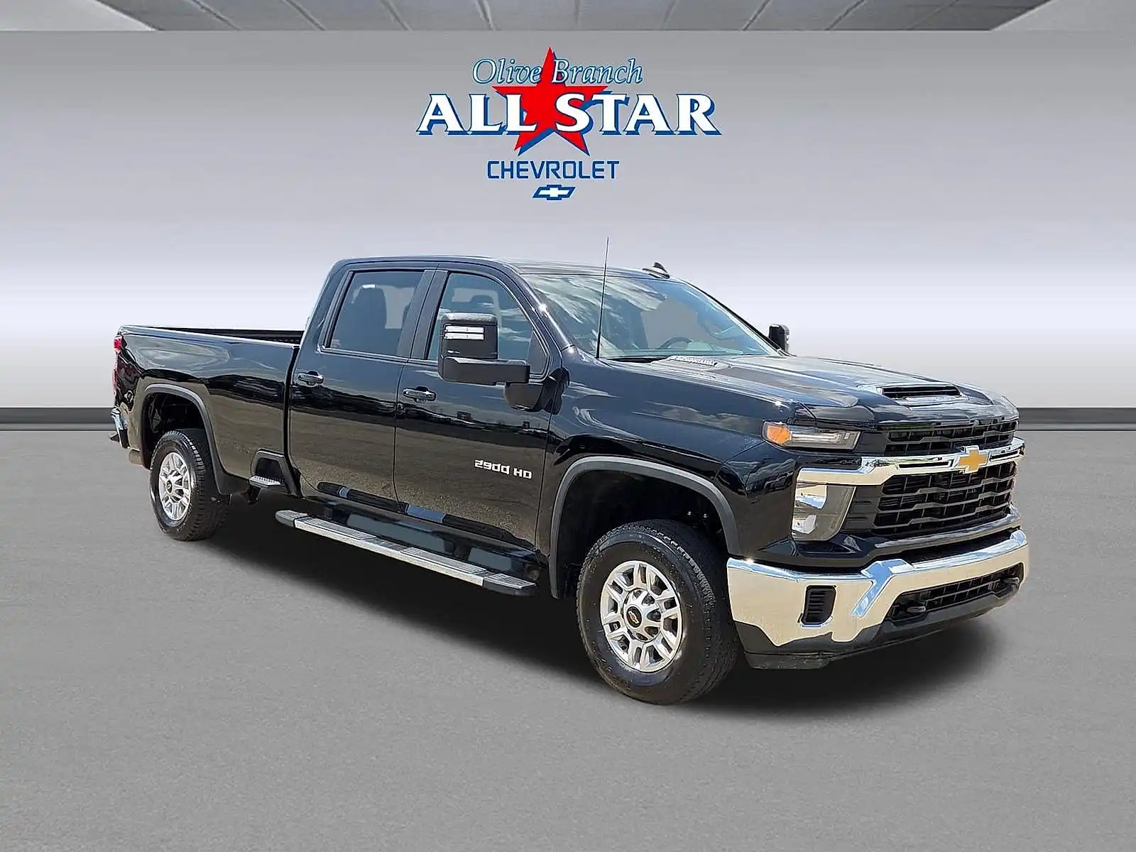 2026 Chevrolet Silverado HD LT 4WD Crew Cab Long Box's photo