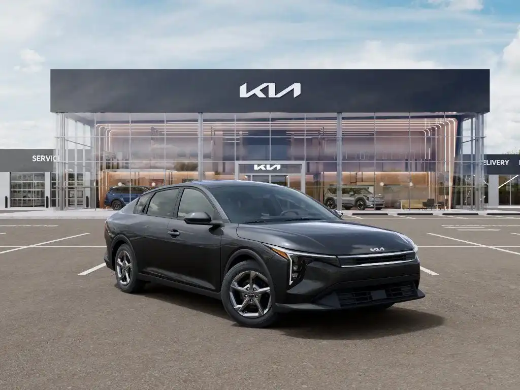 2026 Kia K4 LXS AT's photo