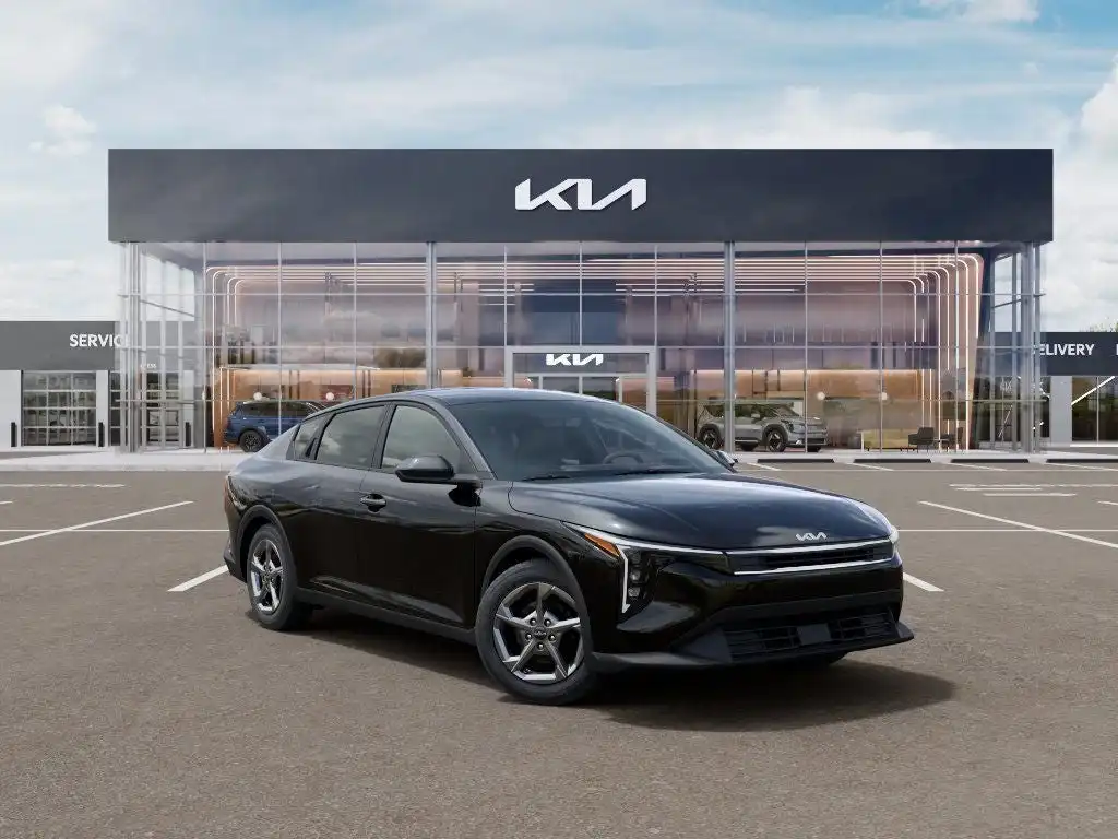 2026 Kia K4 LXS Auto's photo