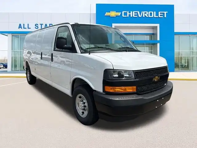 2026 Chevrolet Express 2500 Extended Work Van HD's photo