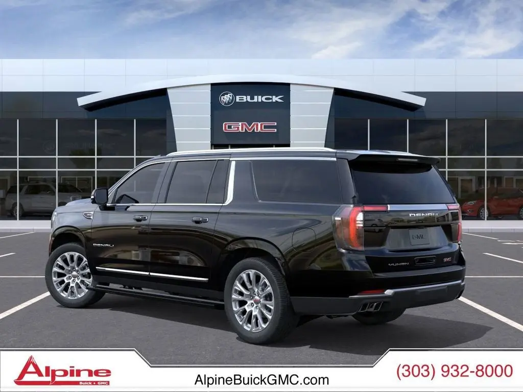 2026 GMC Yukon Denali AWD photo 3
