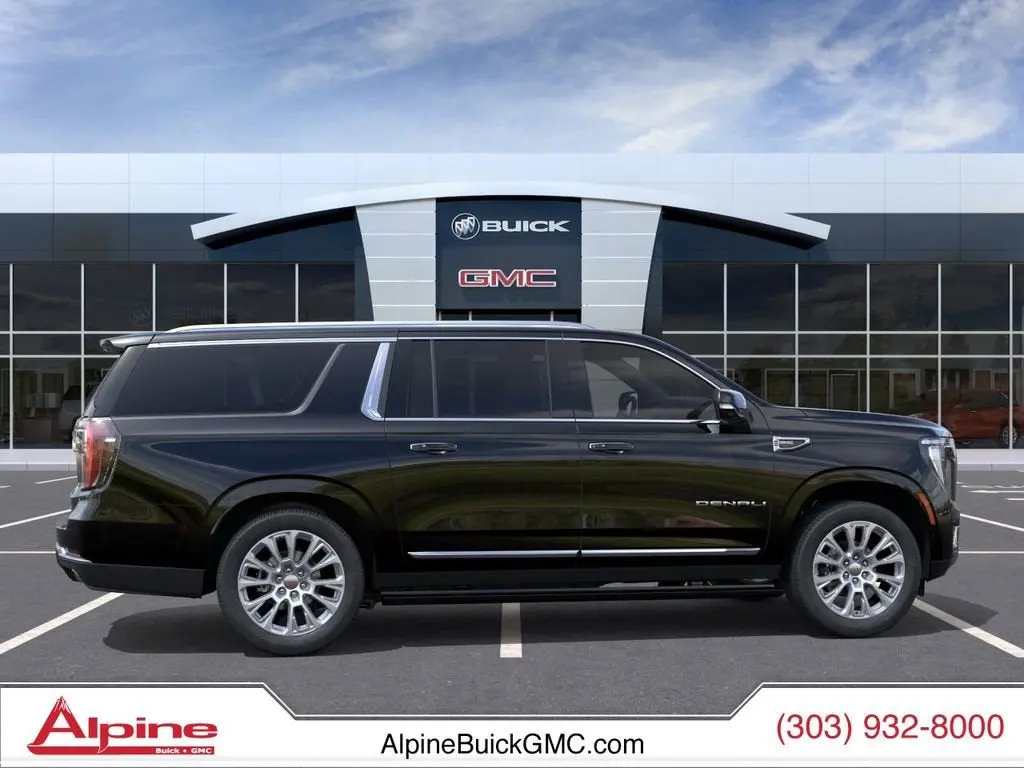 2026 GMC Yukon Denali AWD photo 5