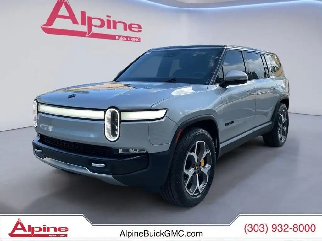 2023 Rivian R1S Adventure Quad-Motor Large Pack's photo