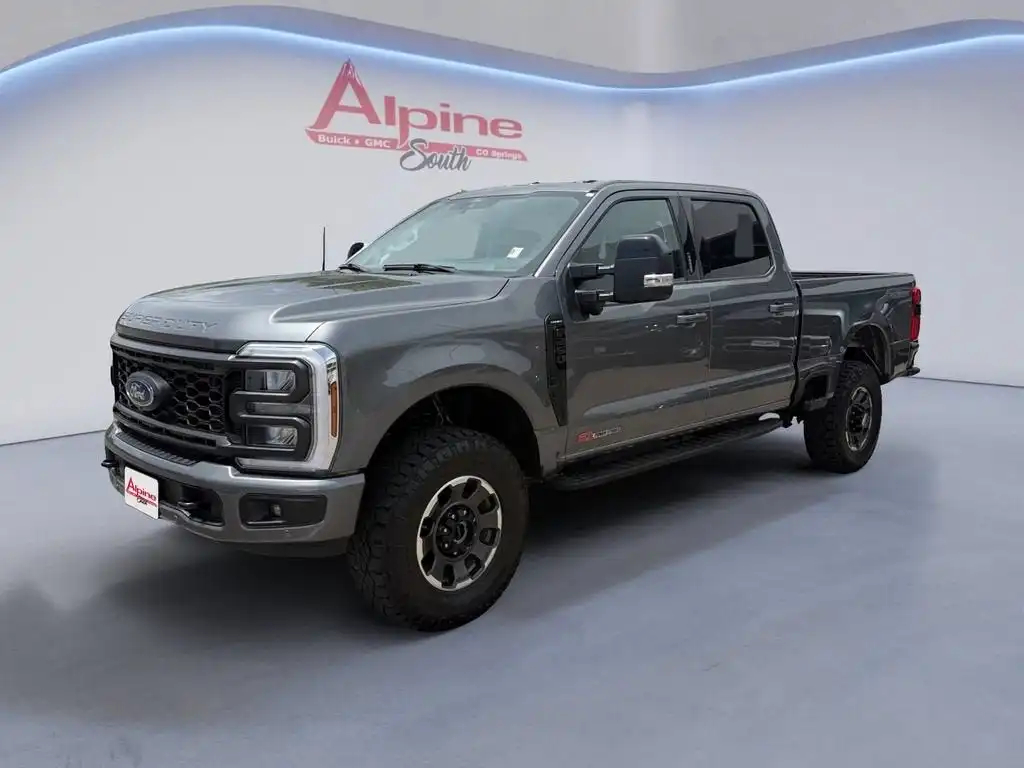 2024 Ford F-250 Lariat 4x4 Crew Cab 6-3/4' Box's photo