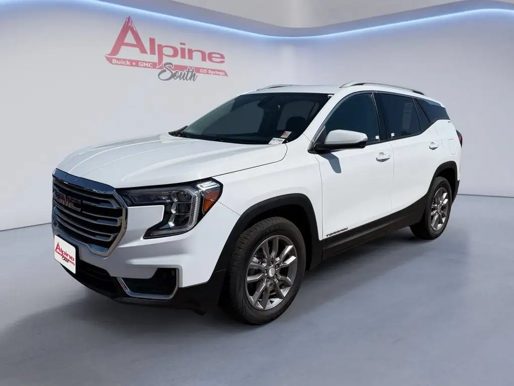 2024 GMC Terrain SLT AWD photo 1