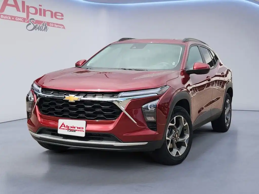 2025 Chevrolet Trax LT's photo