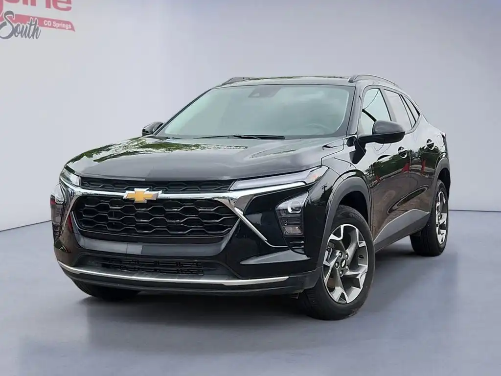 2025 Chevrolet Trax LT's photo