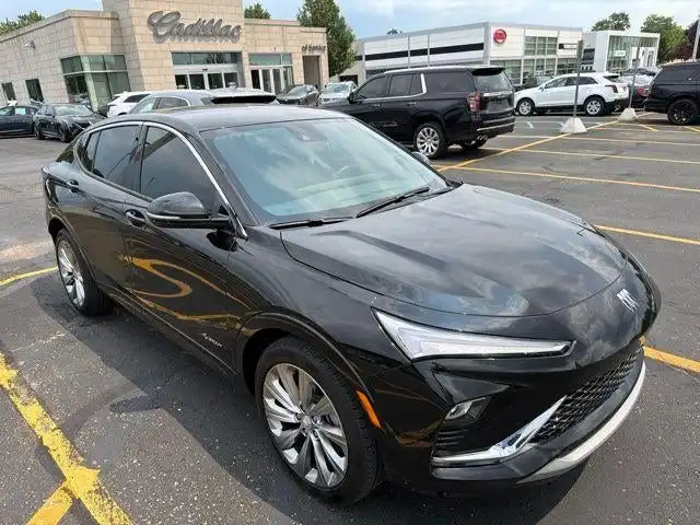 2024 Buick Envista Avenir's photo