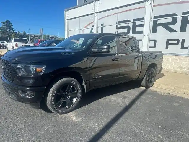 2024 RAM 1500 Big Horn/Lone Star 4WD Crew Cab 5'7's photo