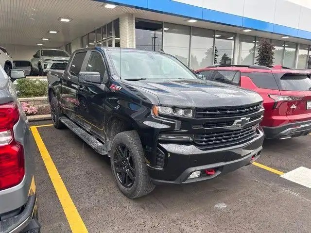 2021 Chevrolet Silverado 1500 LT Trail Boss 4X4 Crew Cab Short Box's photo