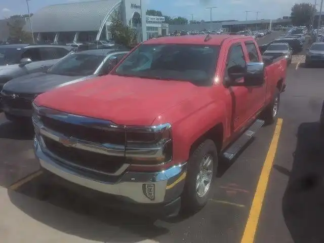 2018 Chevrolet Silverado 1500 LT 4X4 Double Cab Std Box's photo