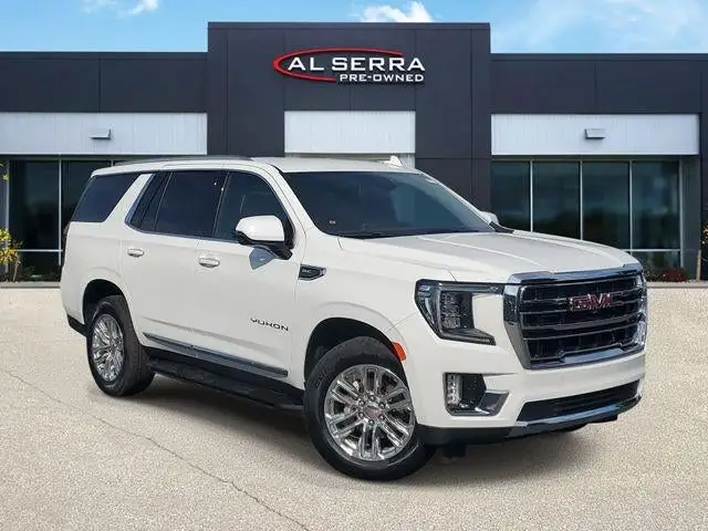 2023 GMC Yukon 4WD SLT photo 1
