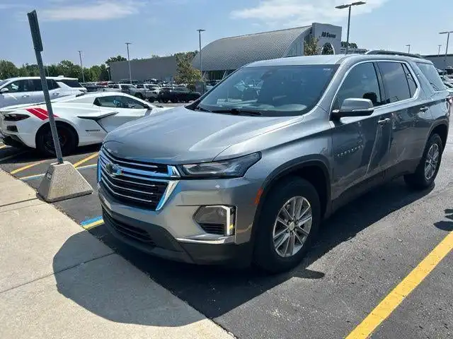 2023 Chevrolet Traverse AWD 1LT's photo