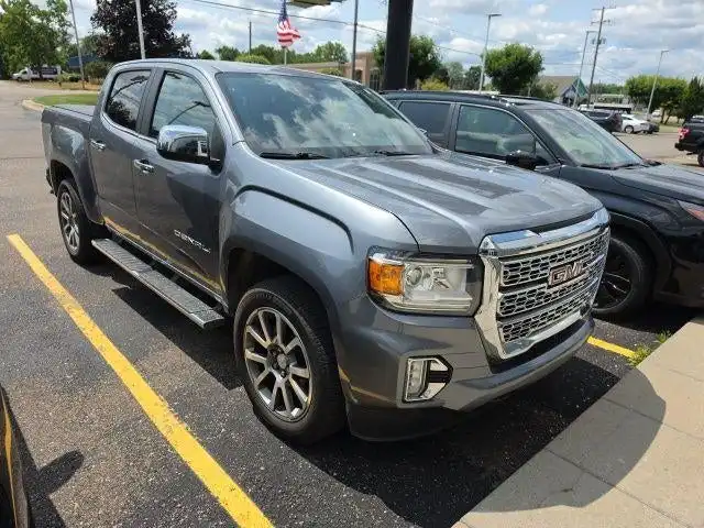 2021 GMC Canyon 4WD Denali Crew Cab Short Box's photo