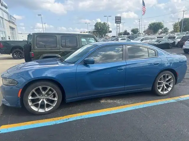 2021 Dodge Charger SXT's photo
