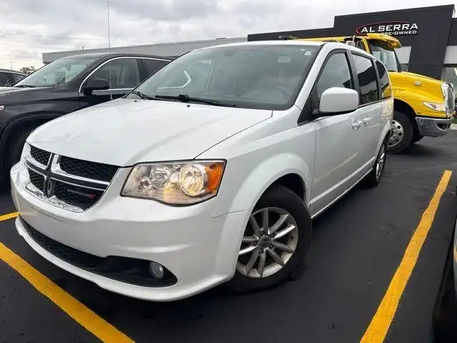 2018 Dodge Grand Caravan SXT's photo
