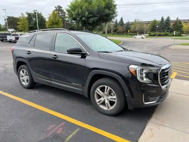 2024 GMC Terrain SLE AWD's photo