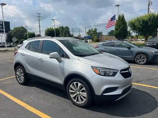 2018 Buick Encore Preferred's photo