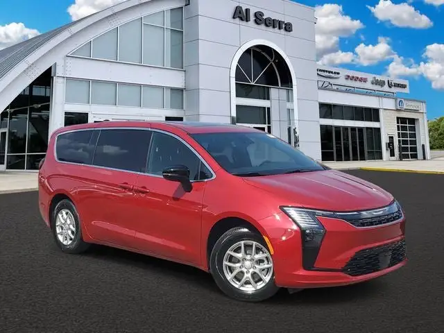 2027 Chrysler Pacifica Select photo 1