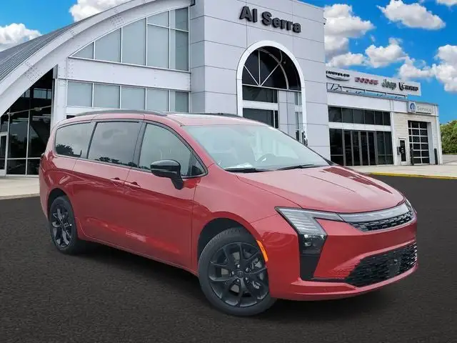 2027 Chrysler Pacifica Limited AWD's photo