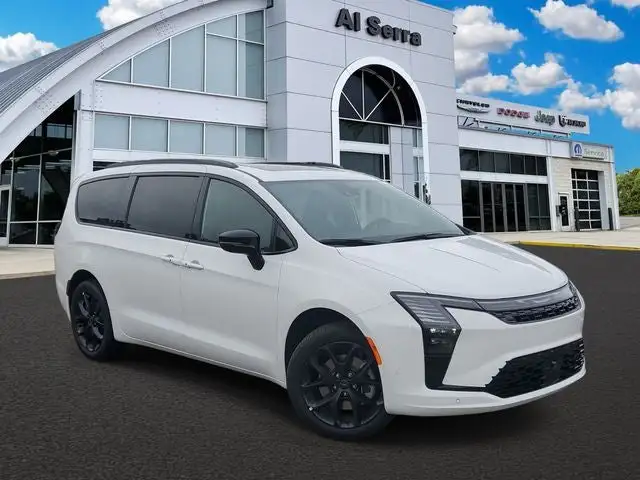 2027 Chrysler Pacifica Limited AWD's photo