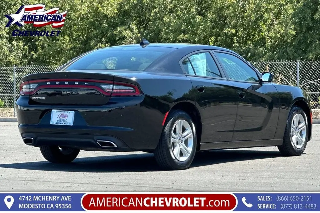 2023 Dodge Charger SXT photo 4