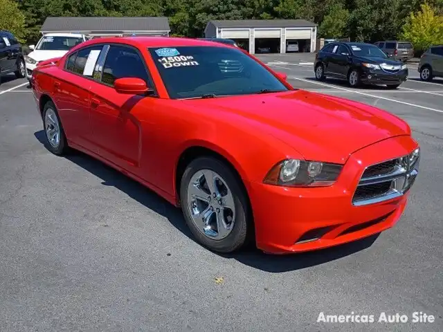 2014 Dodge Charger SE's photo