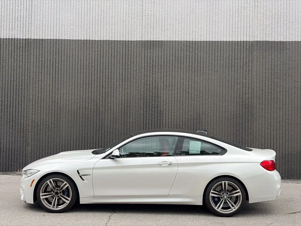 2016 BMW M4 Base photo 4