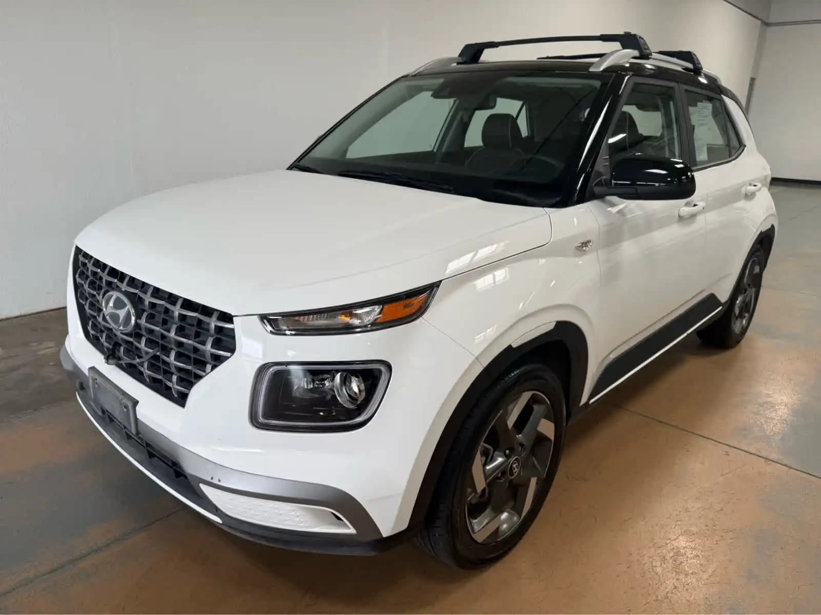2022 Hyundai Venue Limited IVT's photo