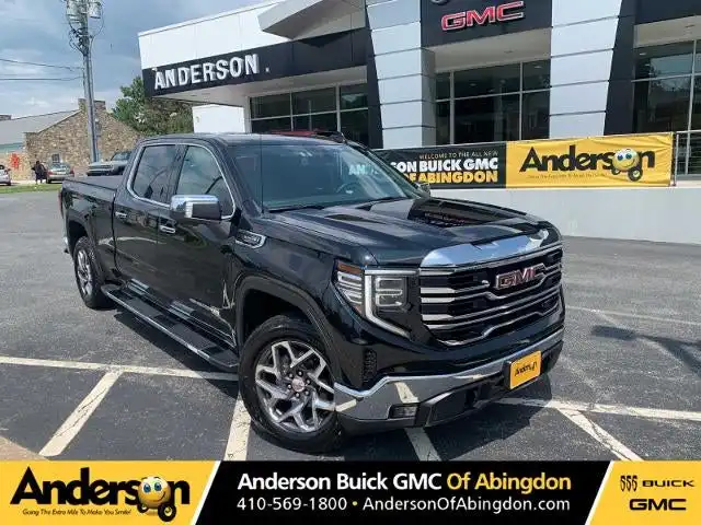 2023 GMC Sierra 4WD Crew Cab Standard Box SLT's photo