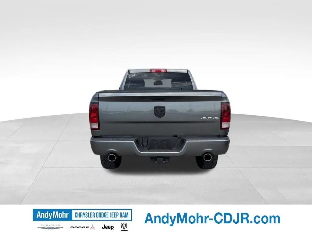 2012 RAM 1500 Express 4WD Quad Cab photo 4