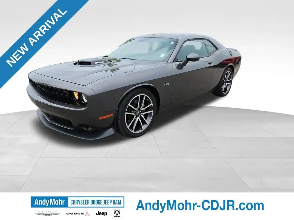2023 Dodge Challenger R/T's photo