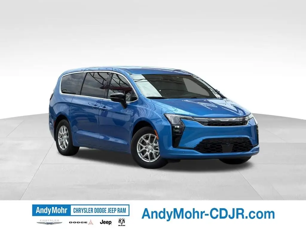 2027 Chrysler Pacifica Select photo 1