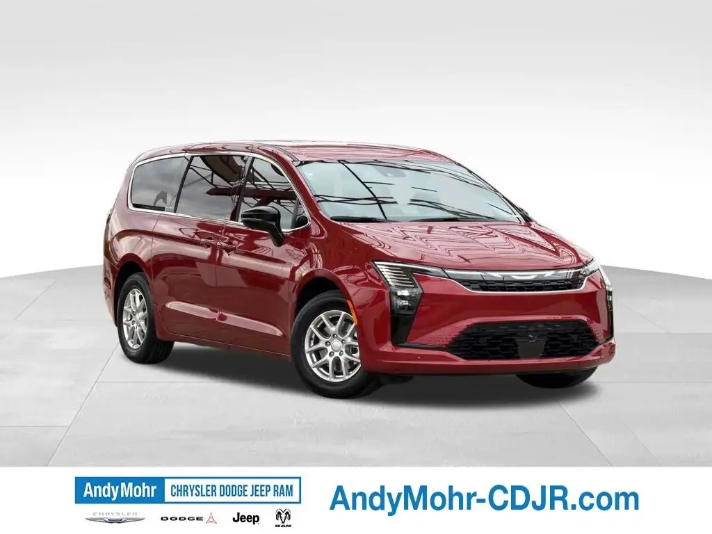 2027 Chrysler Pacifica Select photo 1