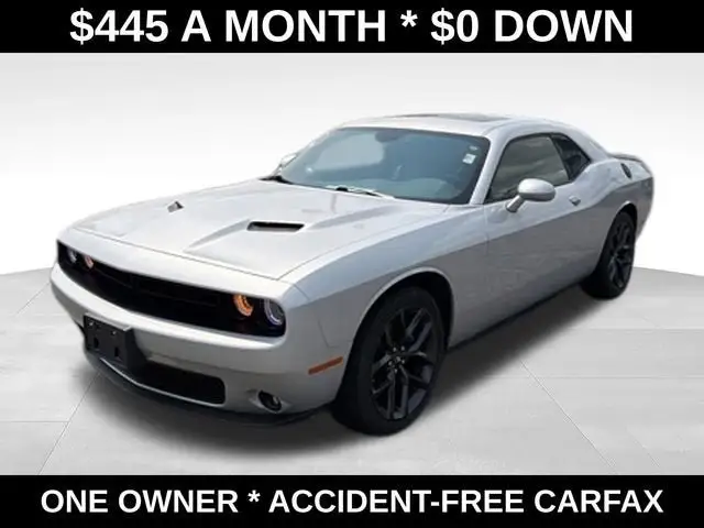 2023 Dodge Challenger SXT Auto photo 1