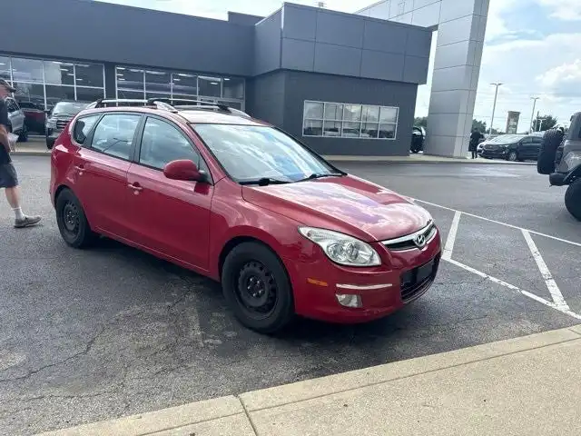 2012 Hyundai Elantra Touring SE A/T's photo