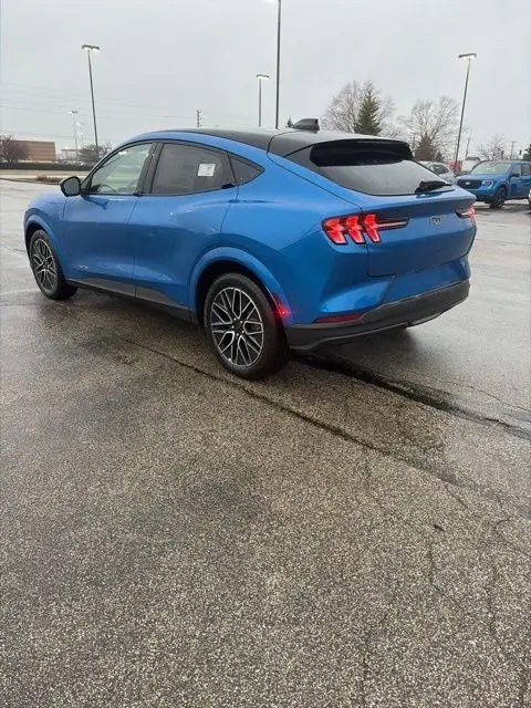 2026 Ford Mustang-Mach-e Premium photo 3