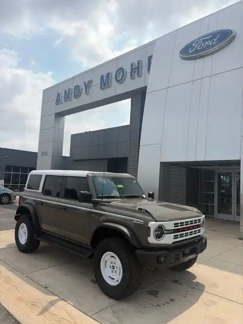 2026 Ford Bronco Heritage Edition 4x4's photo