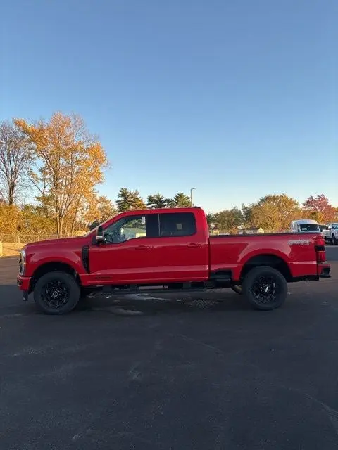 2026 Ford F-250 Lariat 4WD Crew Cab 6-3/4' Box photo 5