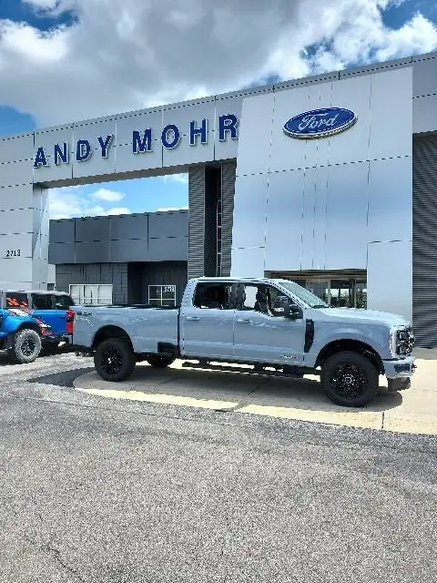 2026 Ford F-350 Lariat 4WD Crew Cab SRW 8' Box photo 1